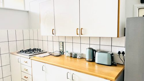 Airbnb Accomodation 4